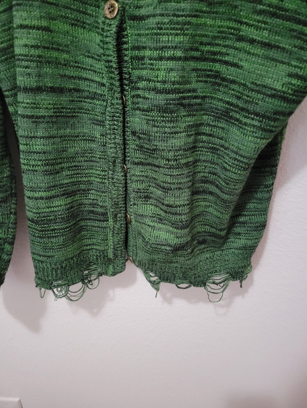 Her Universe Elphaba Wicked Embroidered Sweater Size Large - Picture 8 of 8